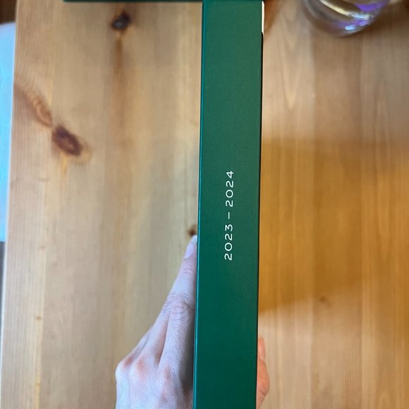 Rolex 2023-2024 coffee table book & Rolex paper bag - Picture 2 of 4